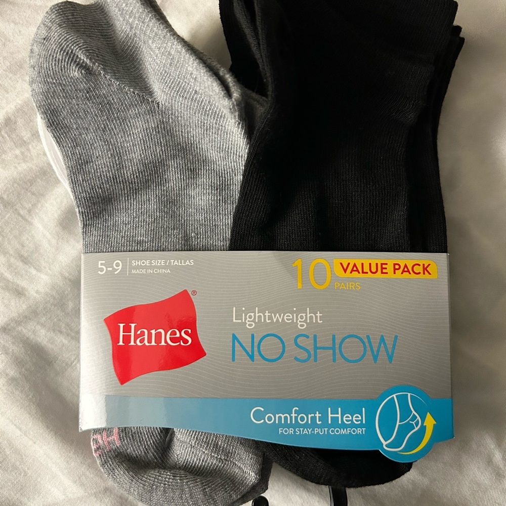 NWT: Hanes Lightweight No Show Socks 10-Pack - Black, White, Gray